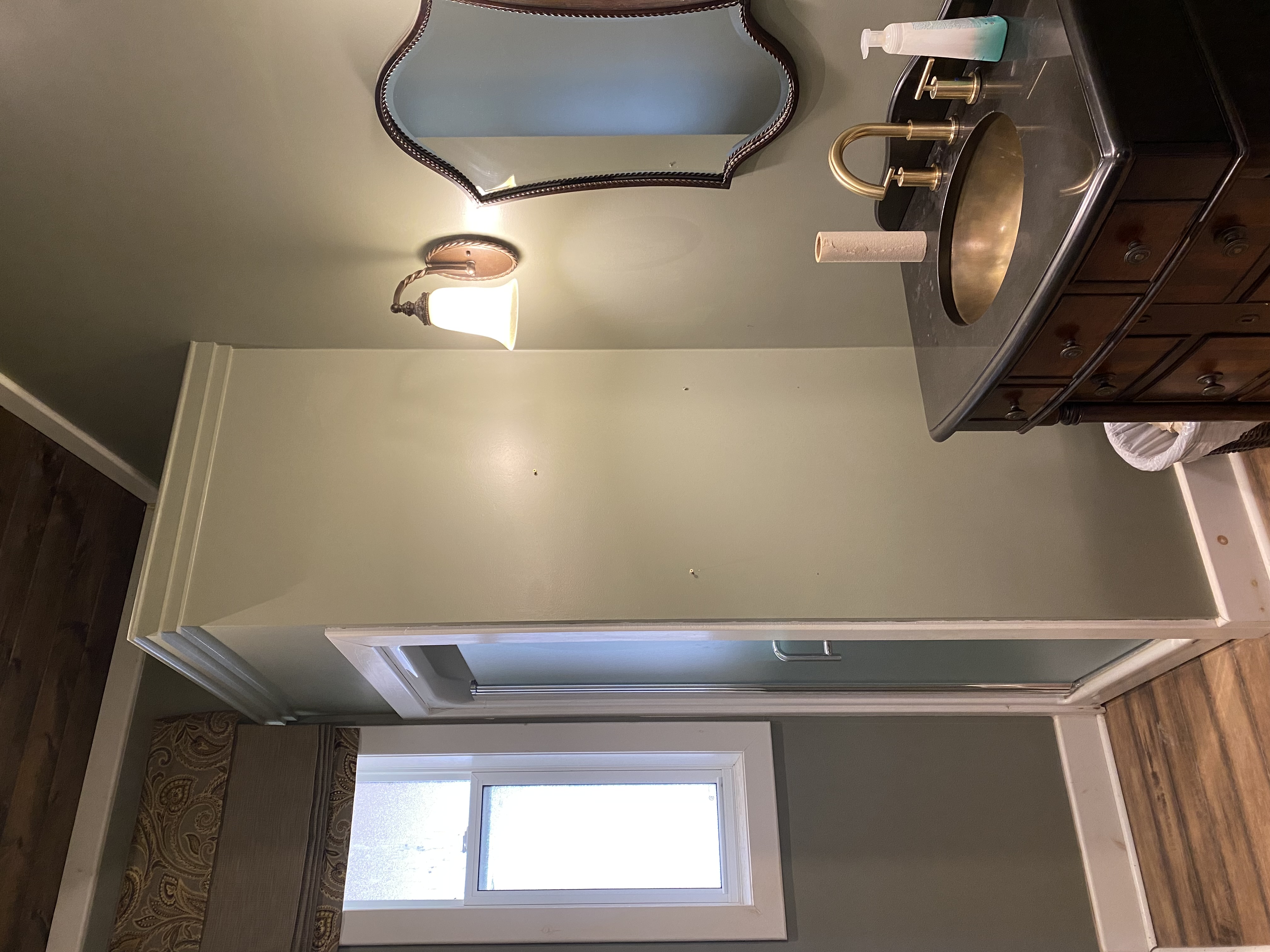 Heated three piece bathroom