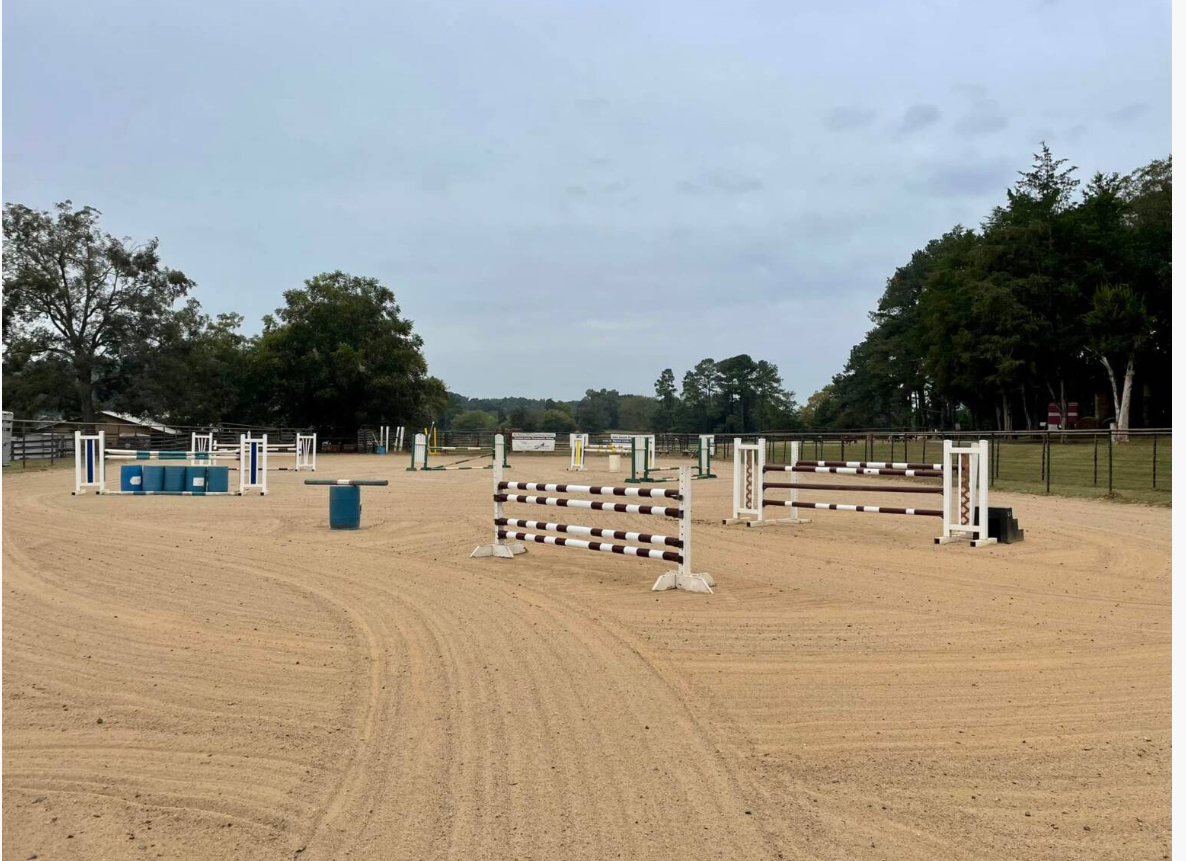Jump arena