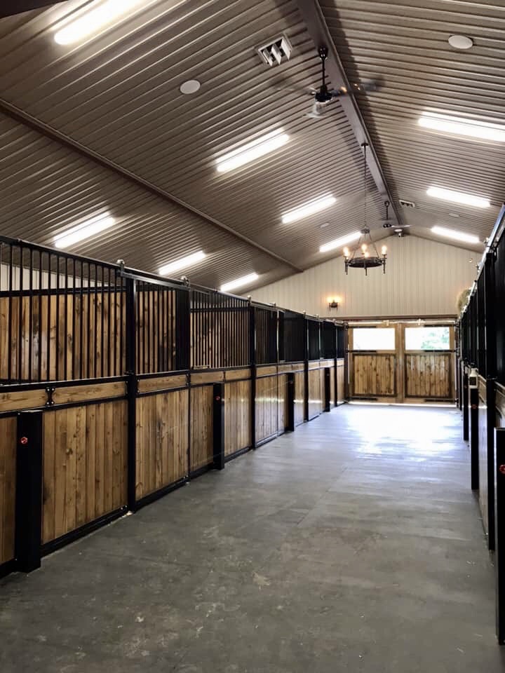 12x14 bright and airy stalls