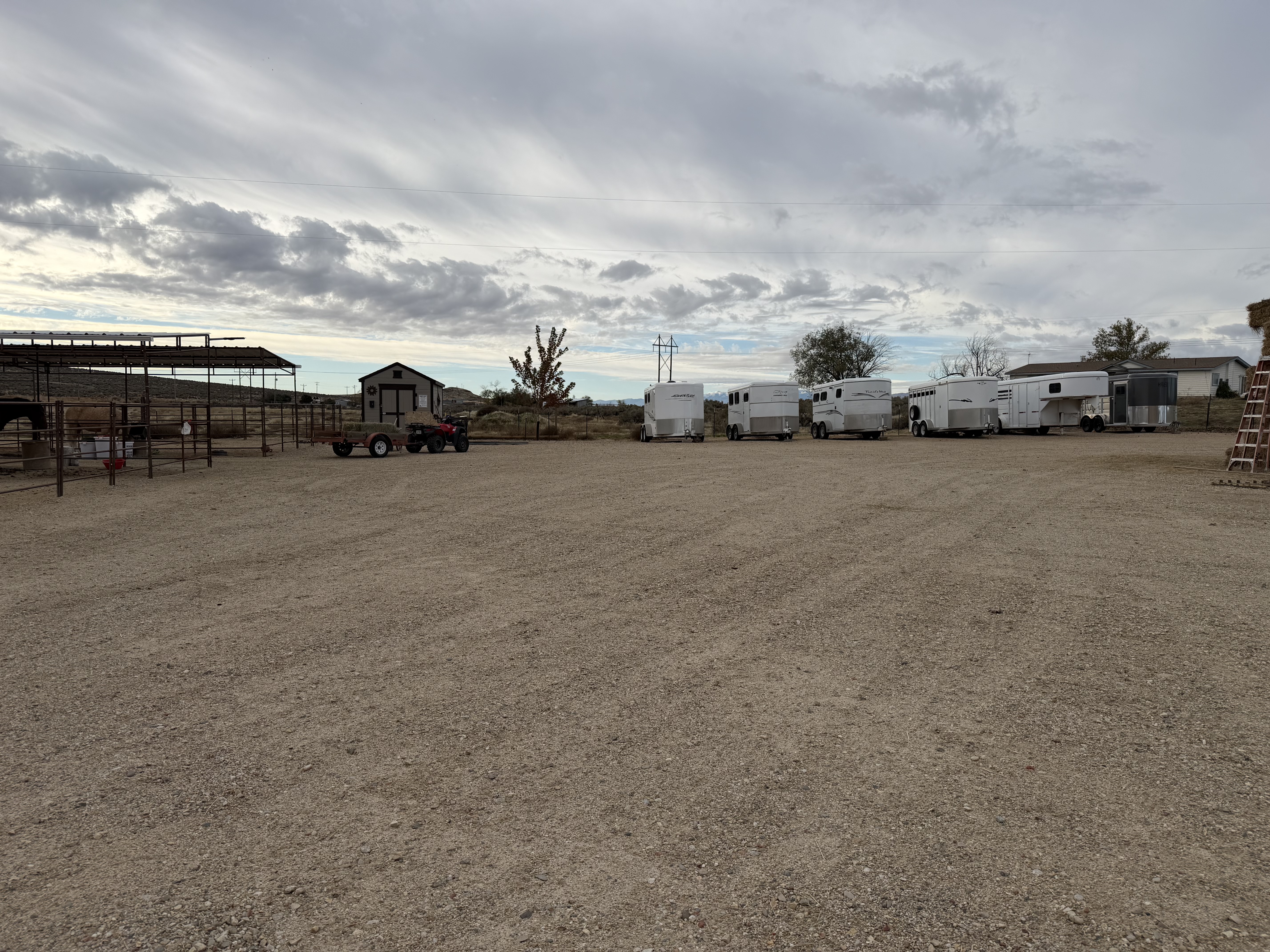 Roomy area for trailers