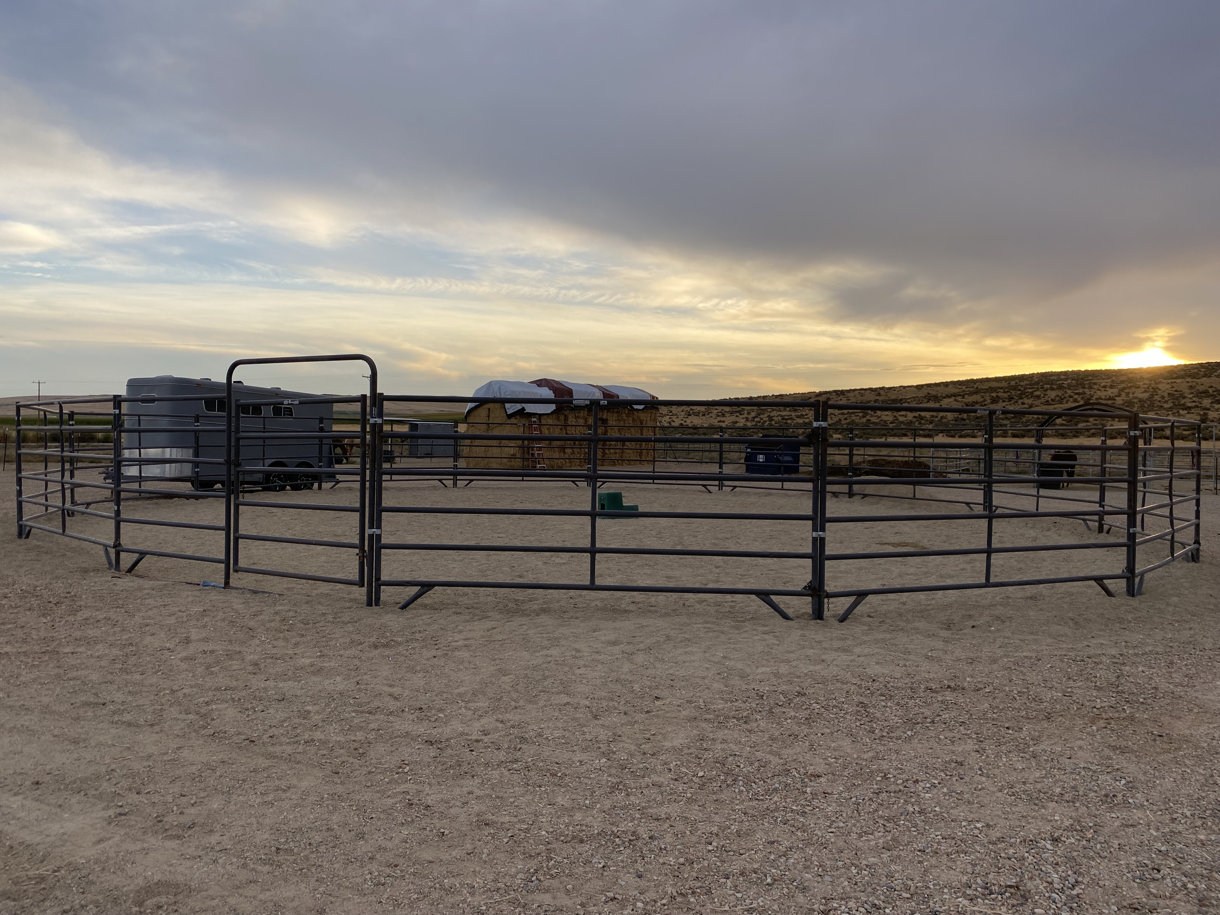 Round pen