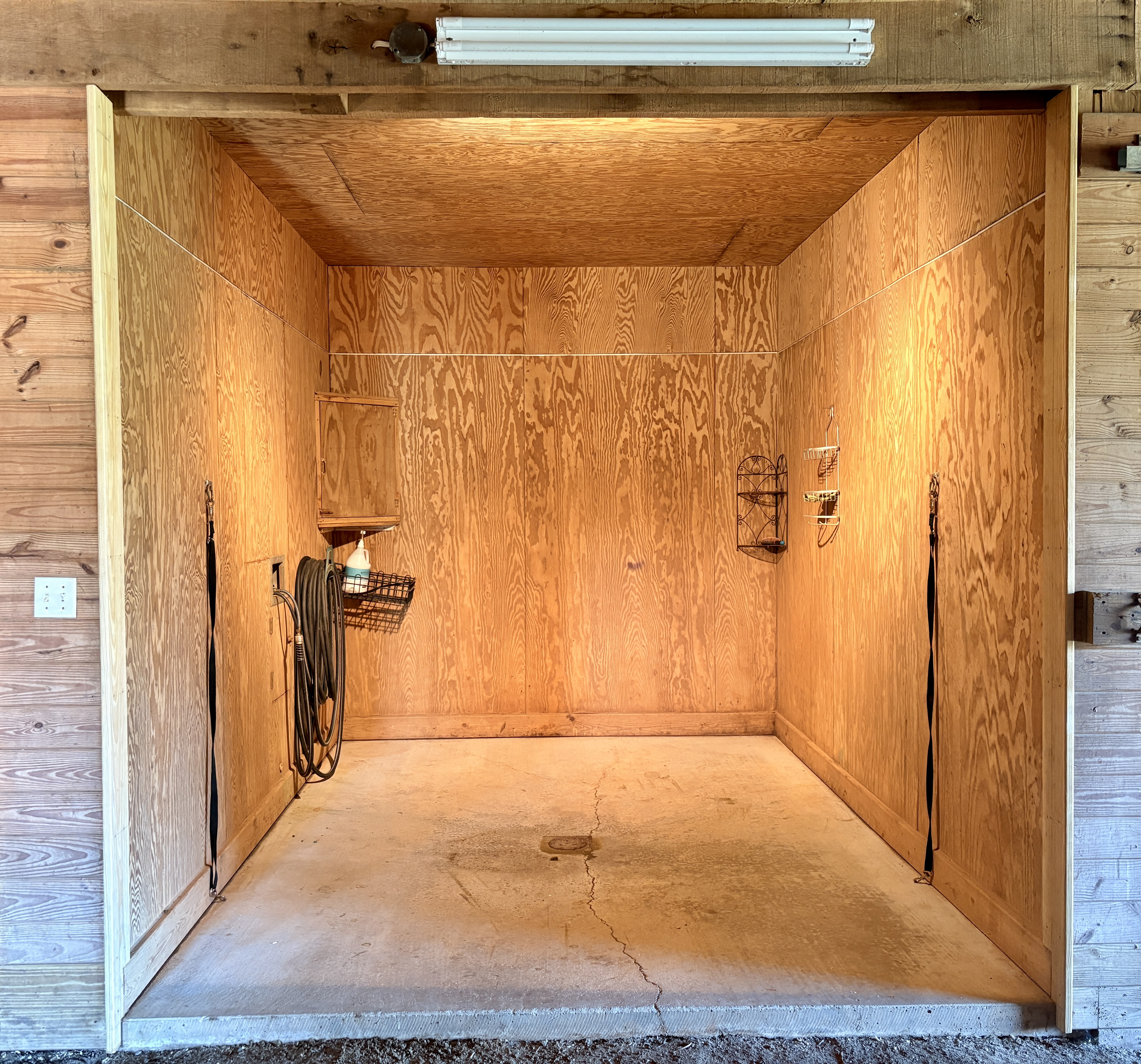 Wash stall
