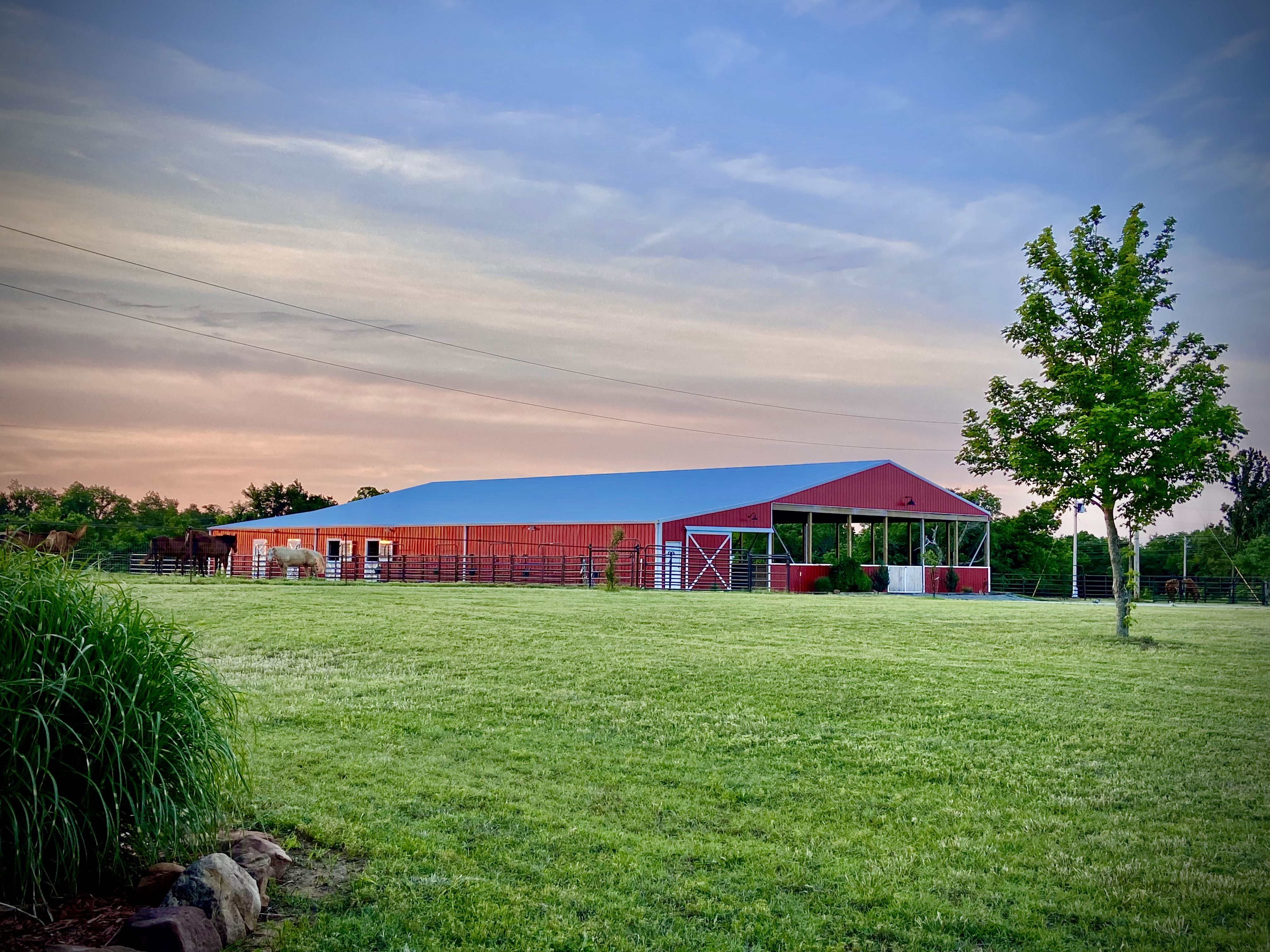 Arena/stall barn