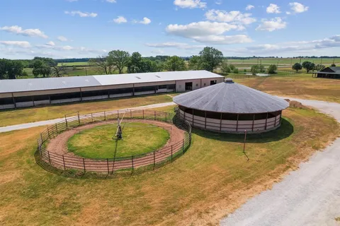 Round Pen and Hot Walker