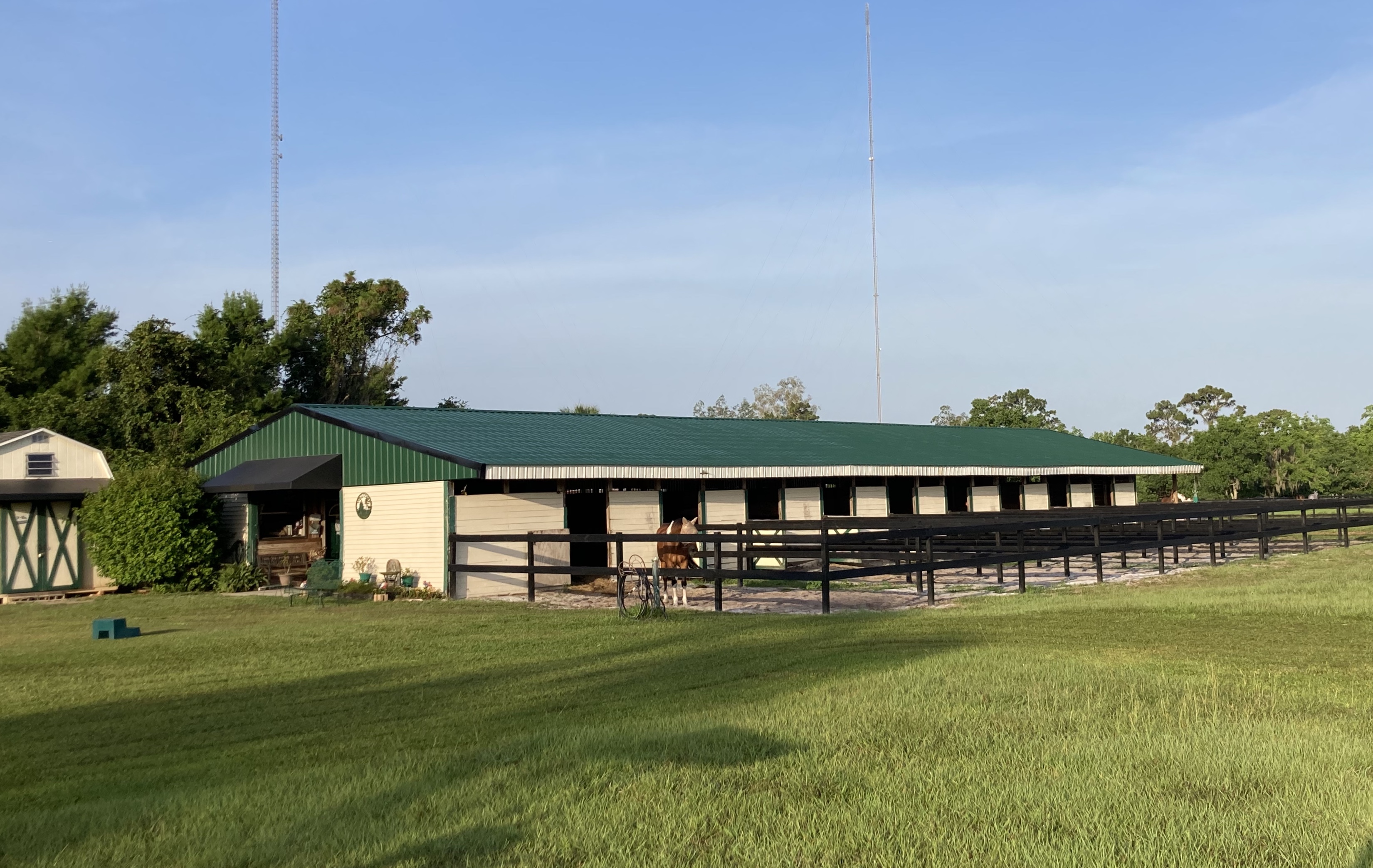 40acres - 24 stalls -