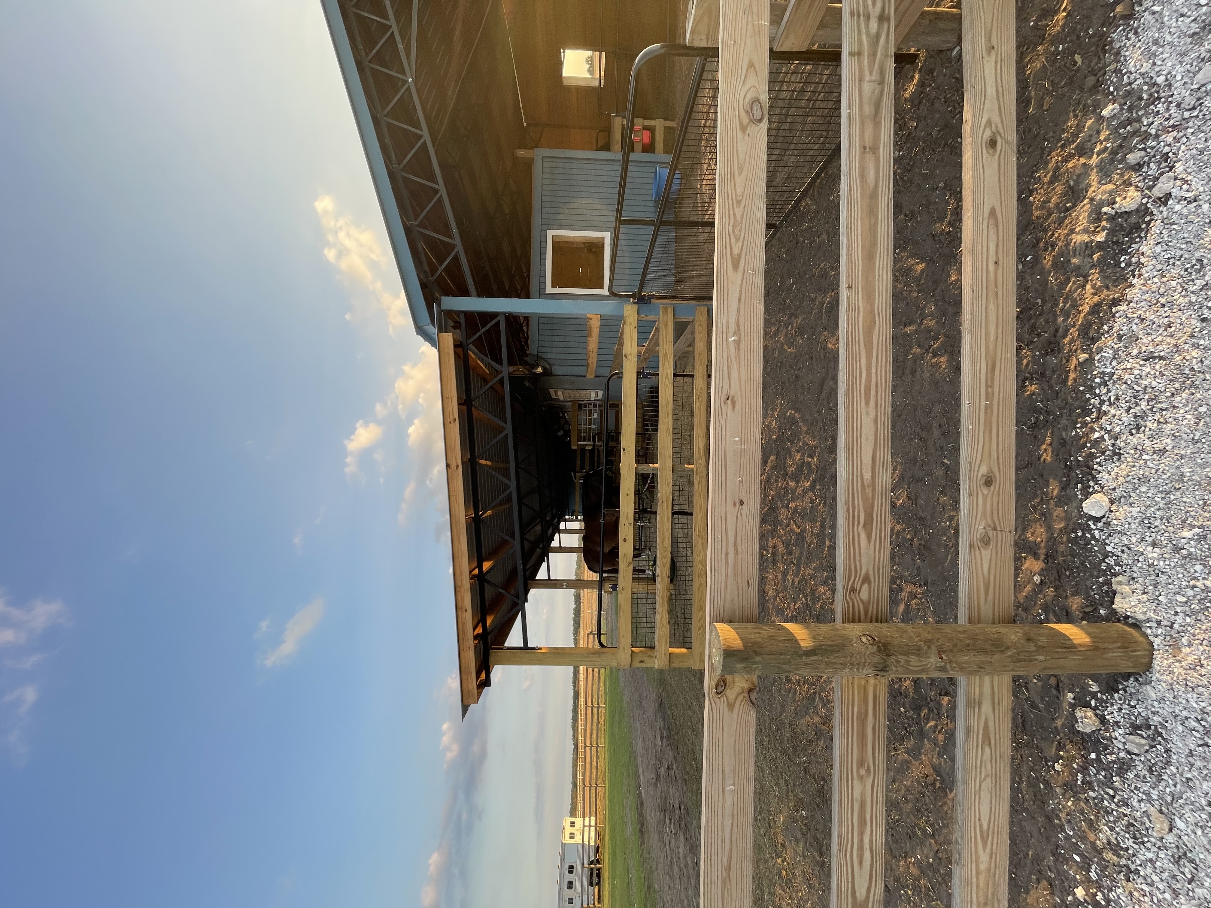 East Lean-to