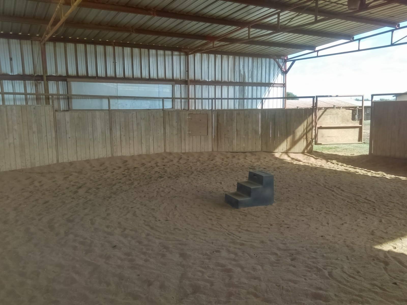 Round pen