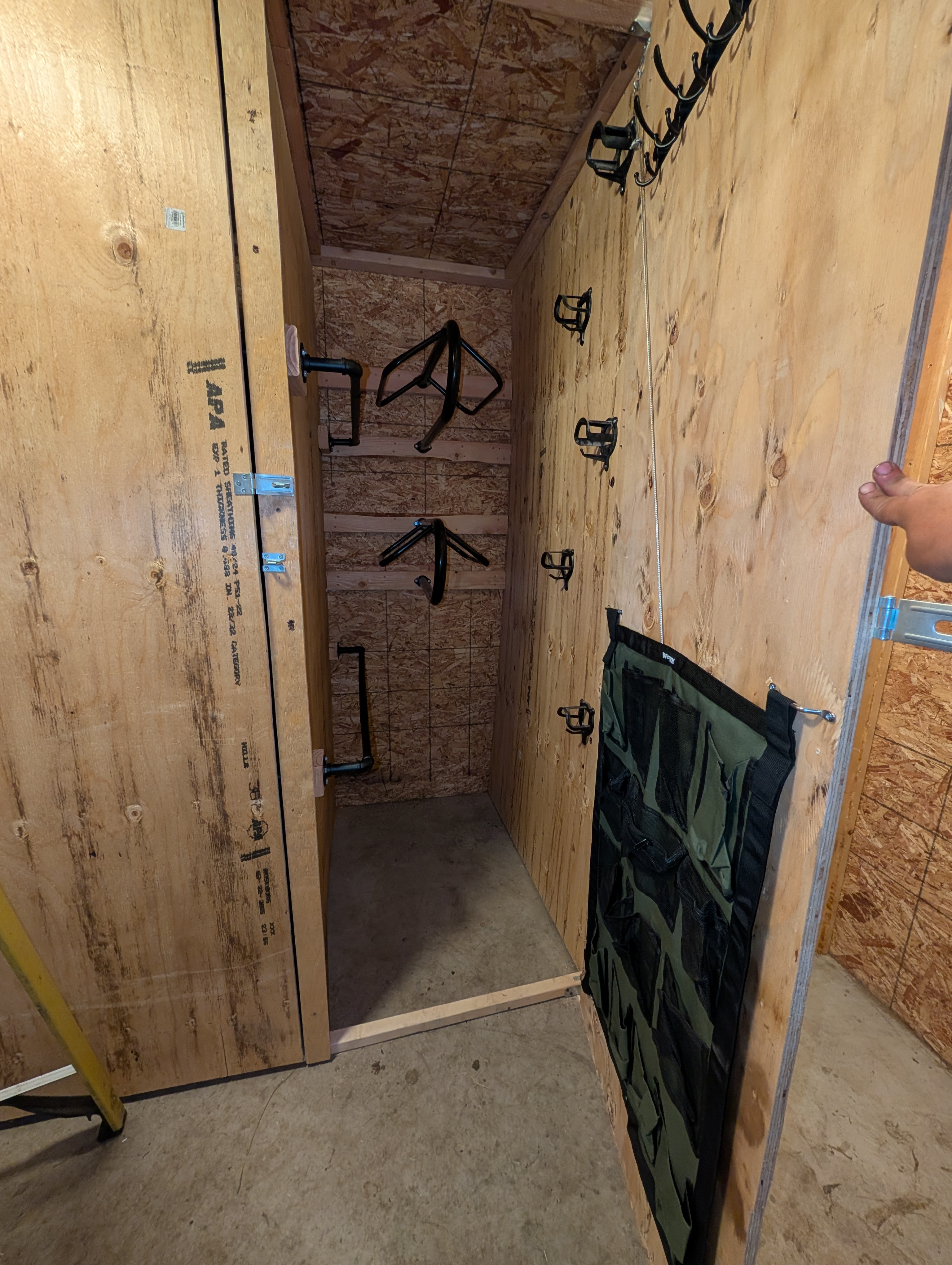 Private Tack Locker, temp controlled tack/feed room