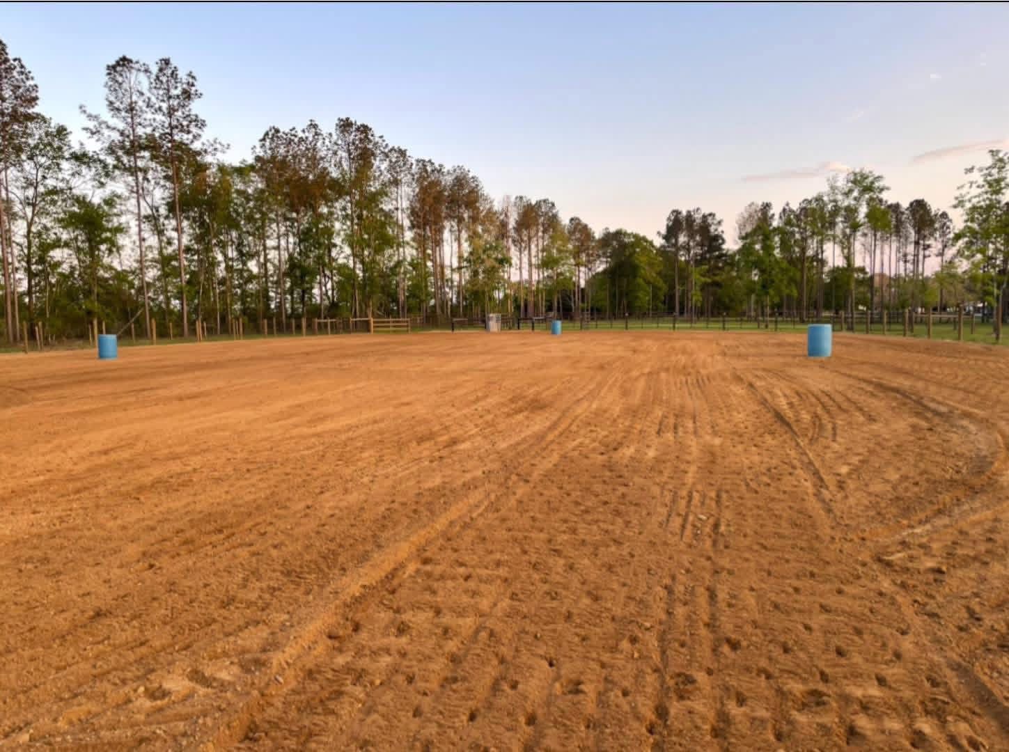 Arena - suited for many types of riding