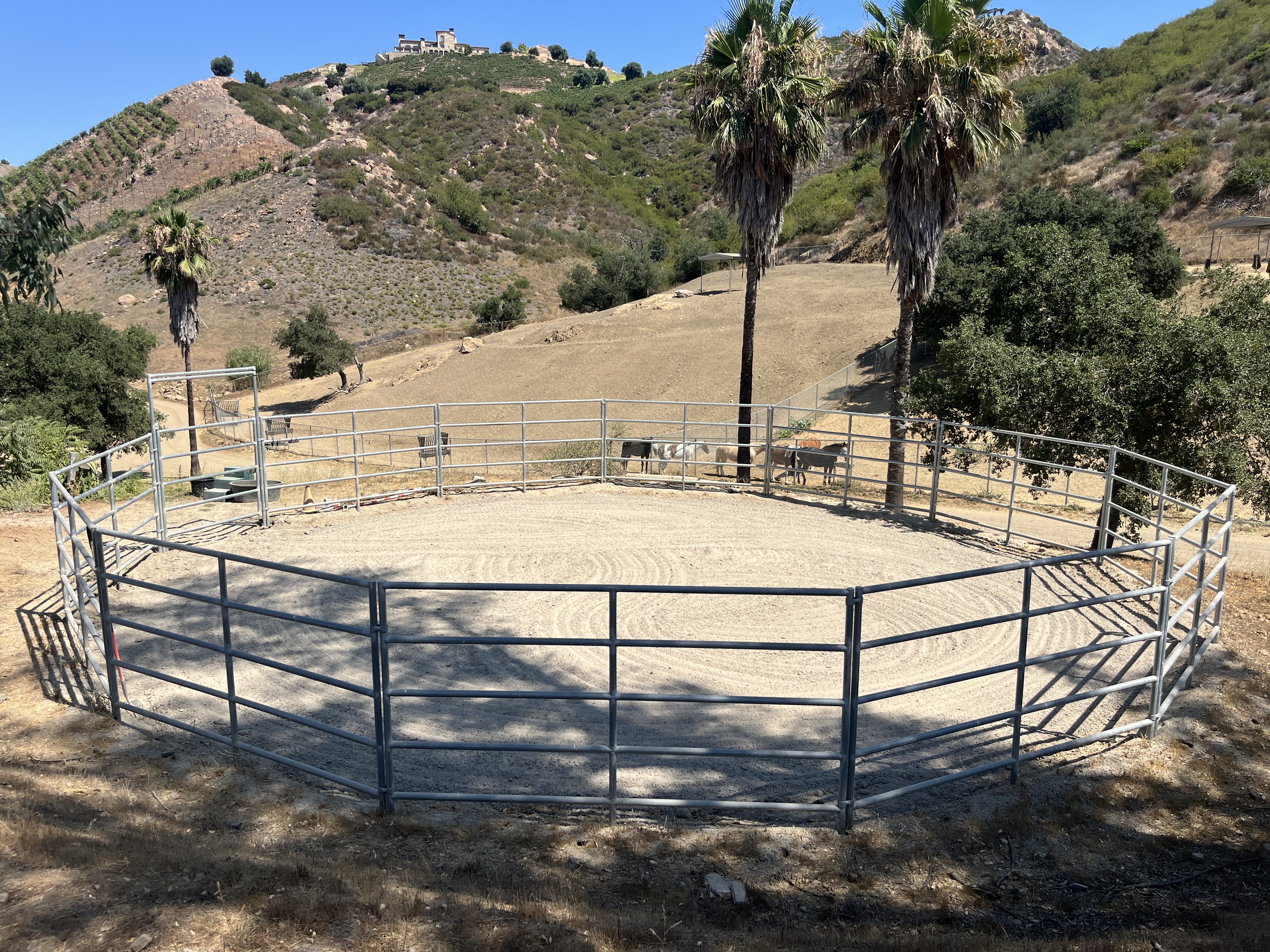 Round pen