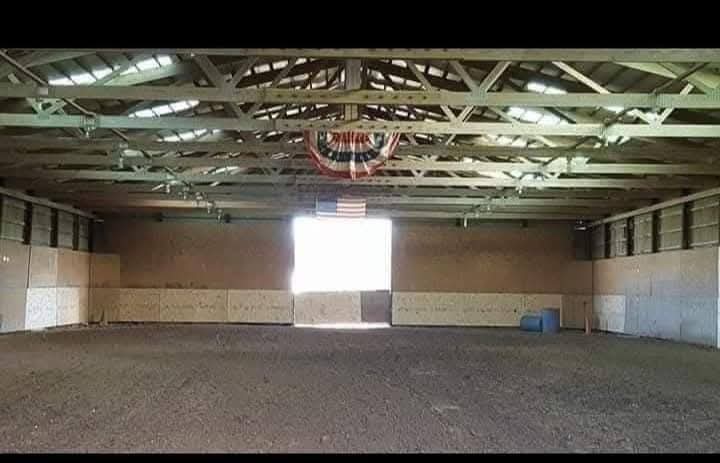 Indoor arena 60 x 120