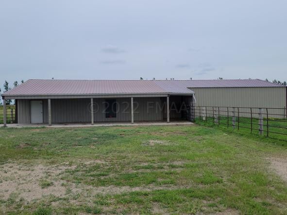 Outdoor arena